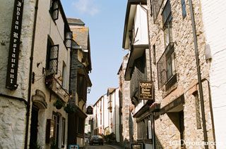 Plymouth Barbican alley